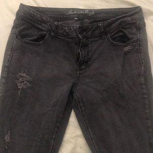 American eagle Gray Black jeans distressed 14
